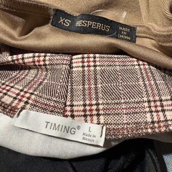 5 total Black and Tan Apparel Collection - Picture 4 of 5